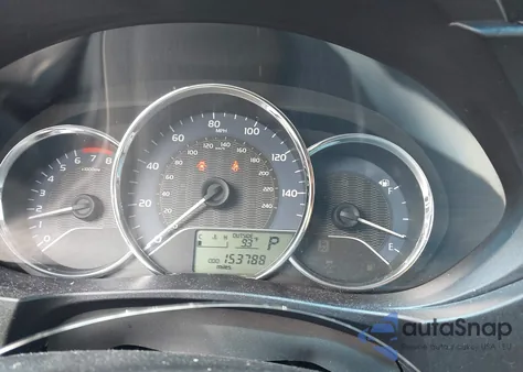 2015 Toyota Corolla Le z USA, uszkodzony, nr VIN 5YFBURHE4FP270672